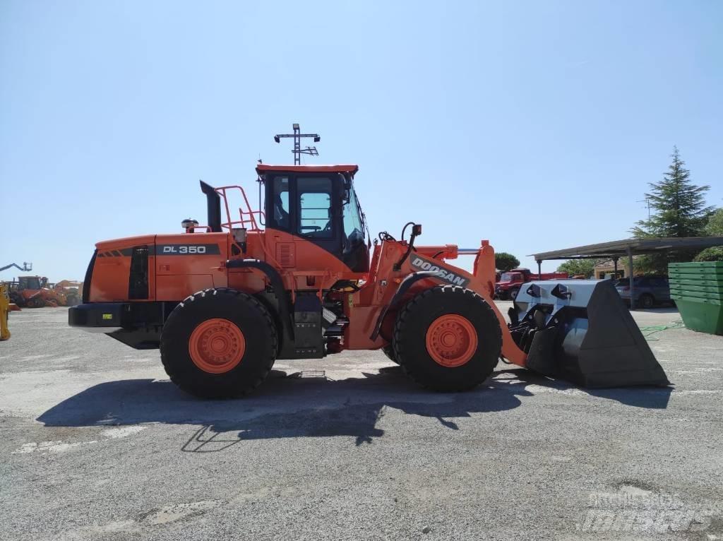 Doosan DL 350-5 Kolové nakladače