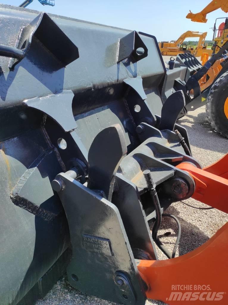 Doosan DL 350-5 Kolové nakladače