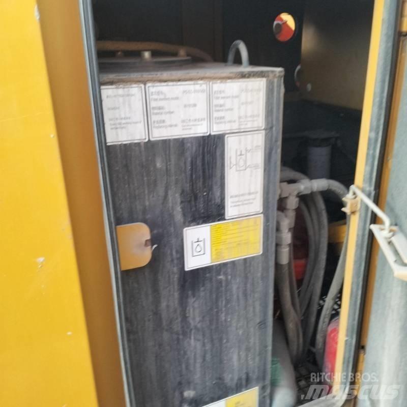 Sany SCC600A Pásové jeřáby