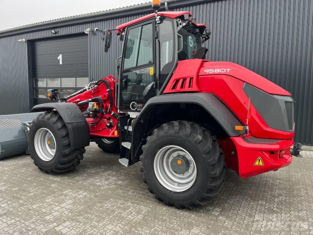 Weidemann 9580 T Teleskopické kolové nakladače