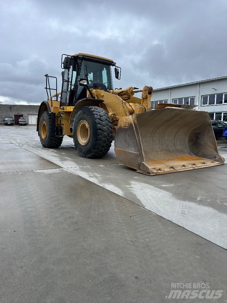 CAT 962 H Kolové nakladače