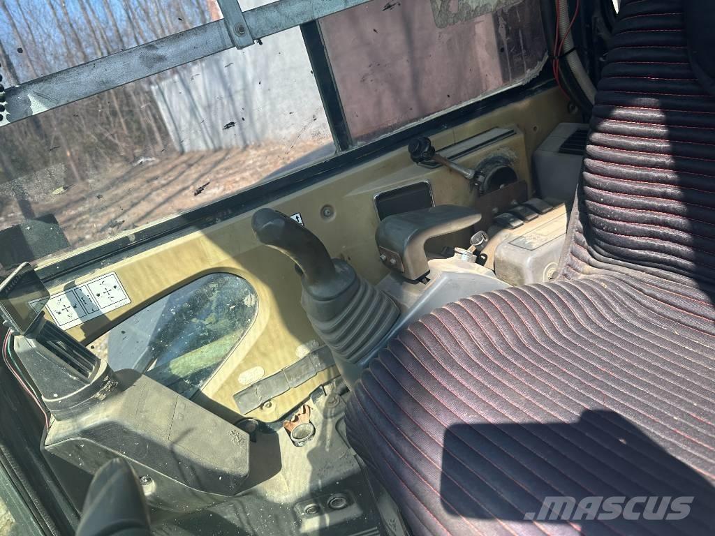 Hitachi ZX50 Pásová rýpadla