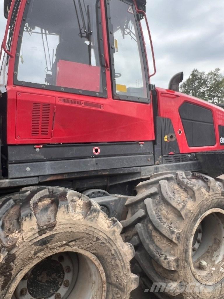 Komatsu 855 Vyvážecí traktory