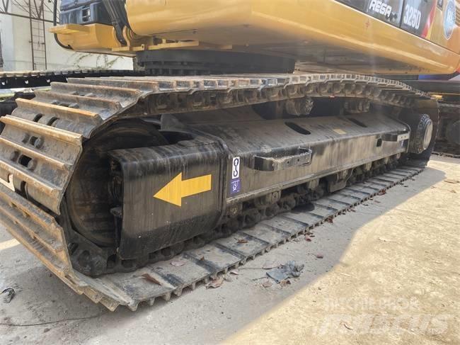 CAT 325 D Pásová rýpadla
