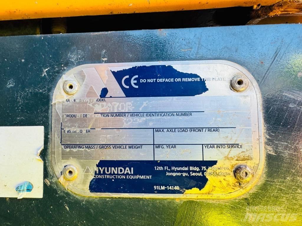 Hyundai HX130A LCR Pásová rýpadla