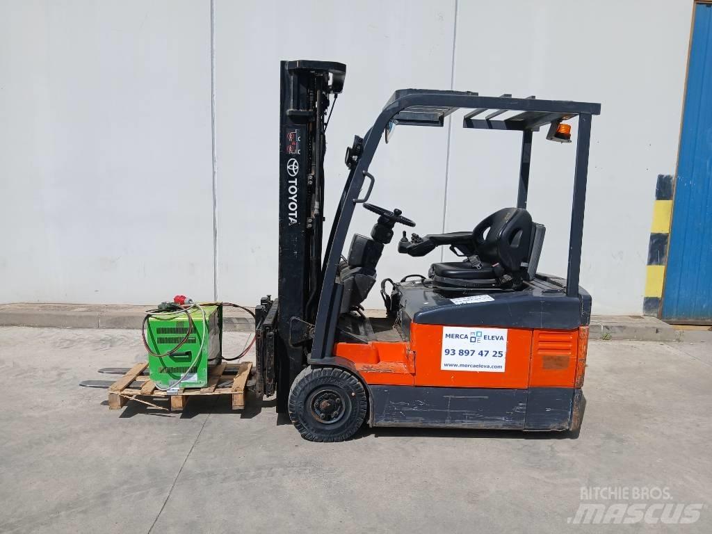Toyota 7 FBEF 15 Akumulátorové vozíky