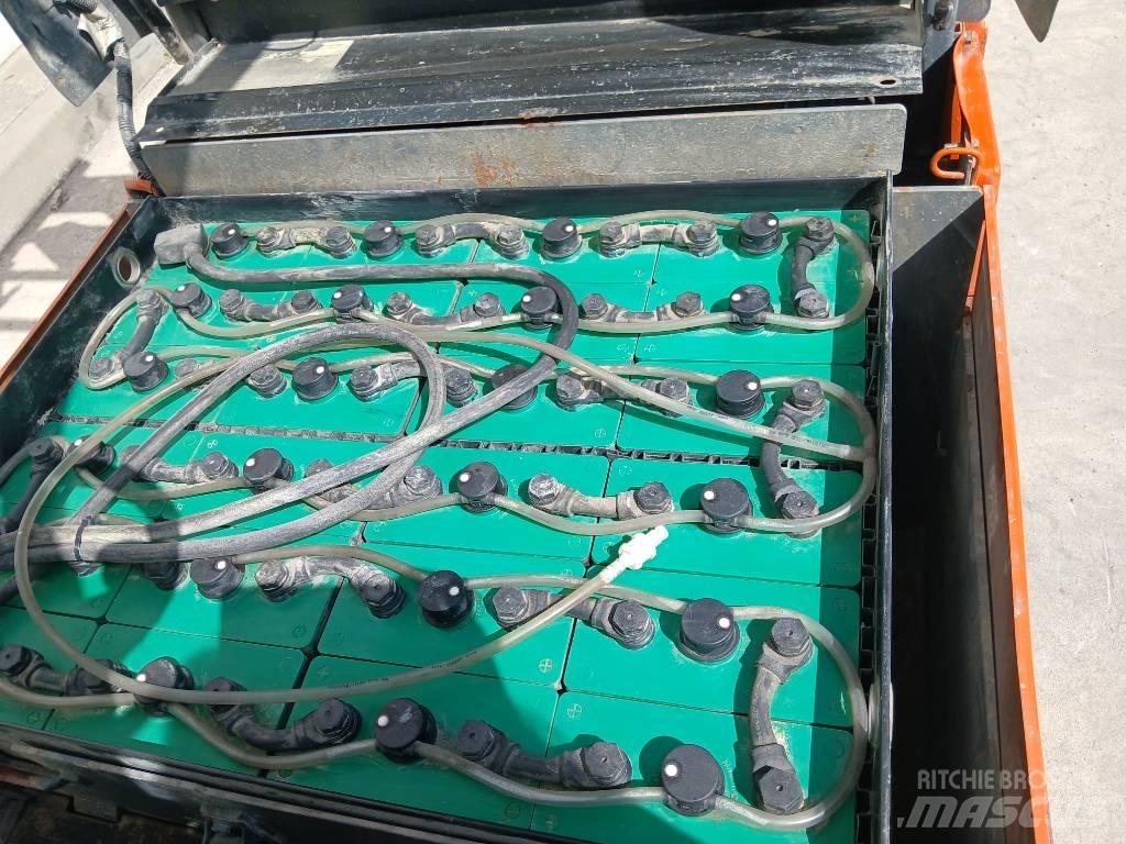 Toyota 7 FBEF 15 Akumulátorové vozíky
