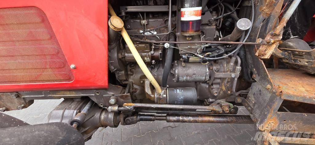 Massey Ferguson 398 Traktory