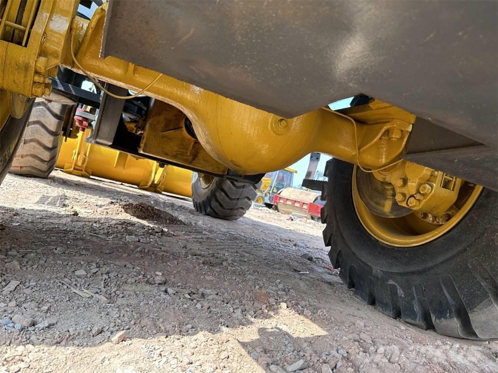 SDLG L 936 Kolové nakladače