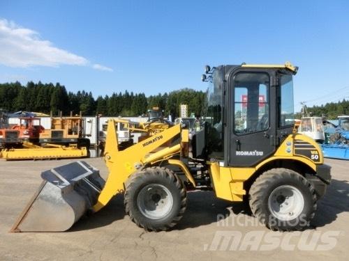 Komatsu WA50-6N0 Kolové nakladače