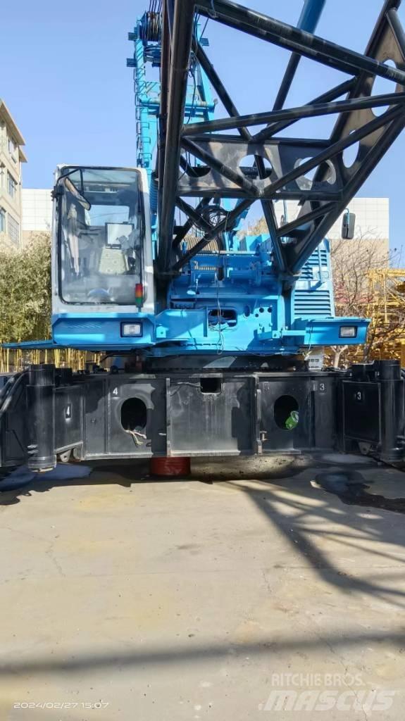 Hitachi SCX2500 Pásové jeřáby