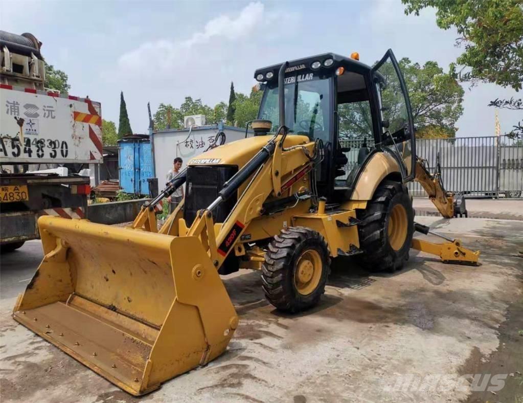 CAT 430F Rýpadlo-nakladače