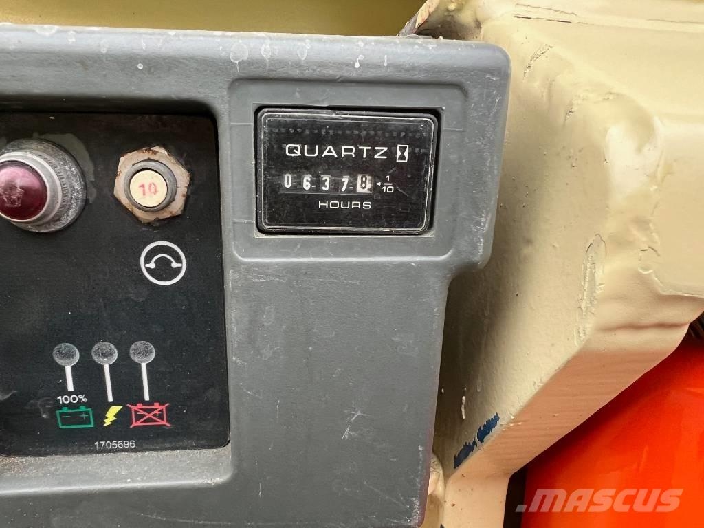 JLG 3246 ES Nůžková zvedací plošina