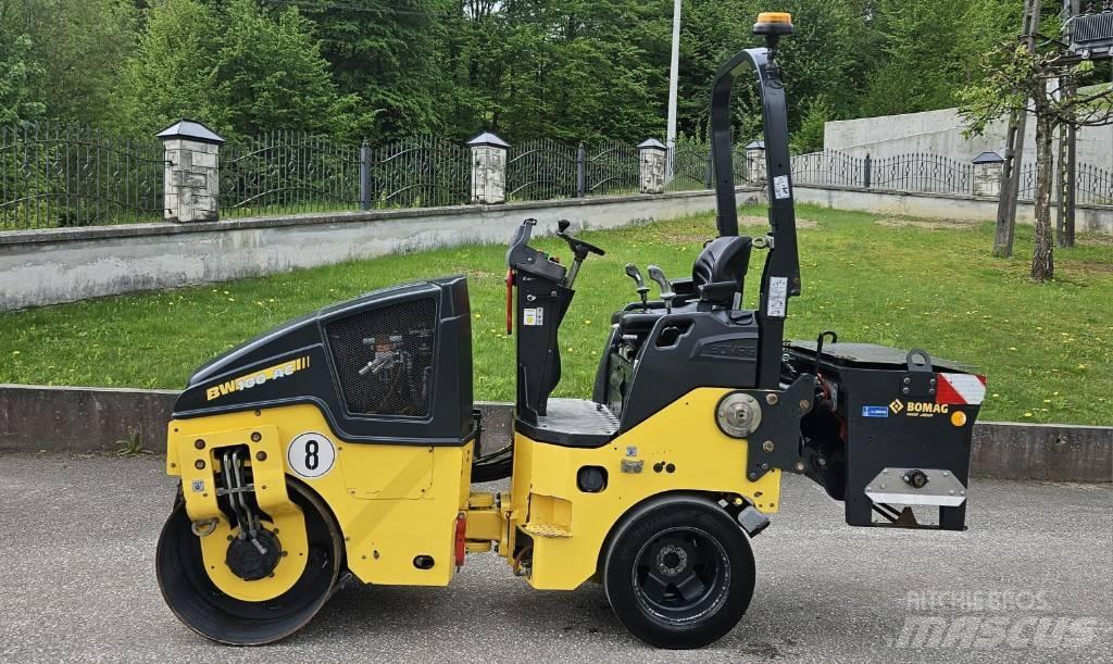 Bomag BW 100 AC Kombinované válce