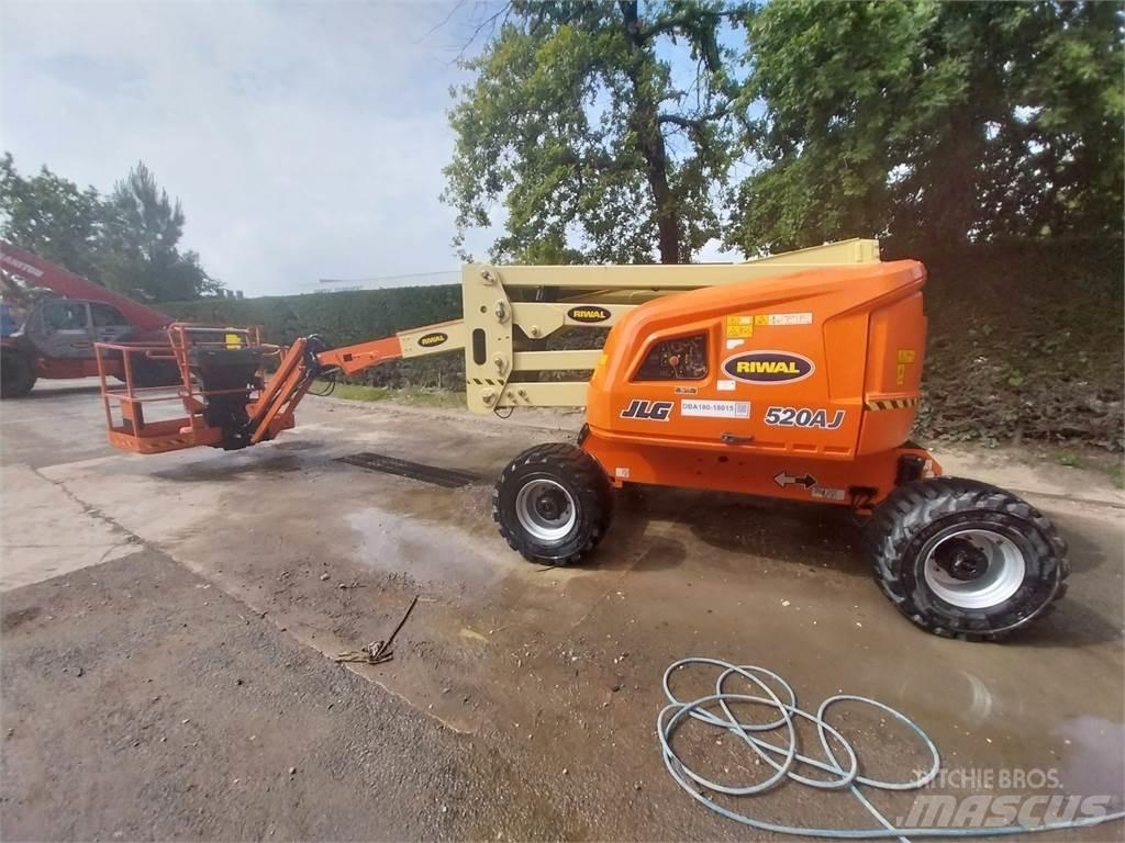 JLG 520AJ Kloubové plošiny