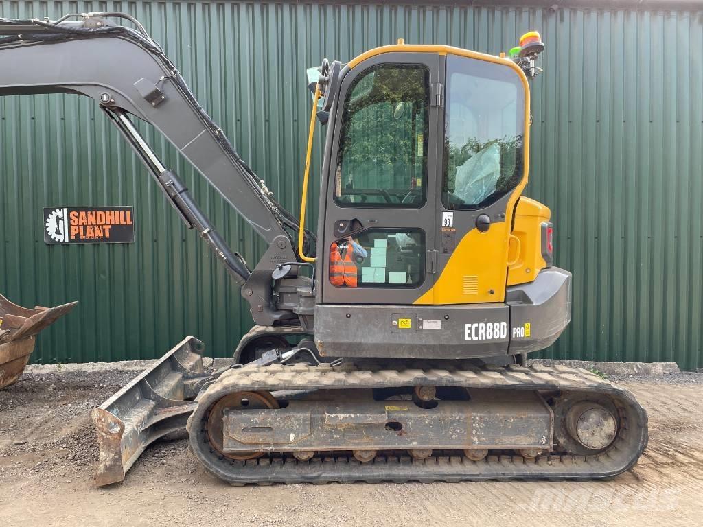 Volvo ECR 88 D PRO Midi rýpadla 7t - 12t