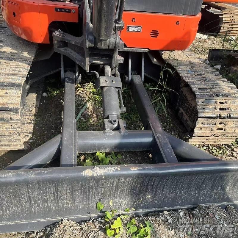 Kubota U 40 Mini rýpadla < 7t
