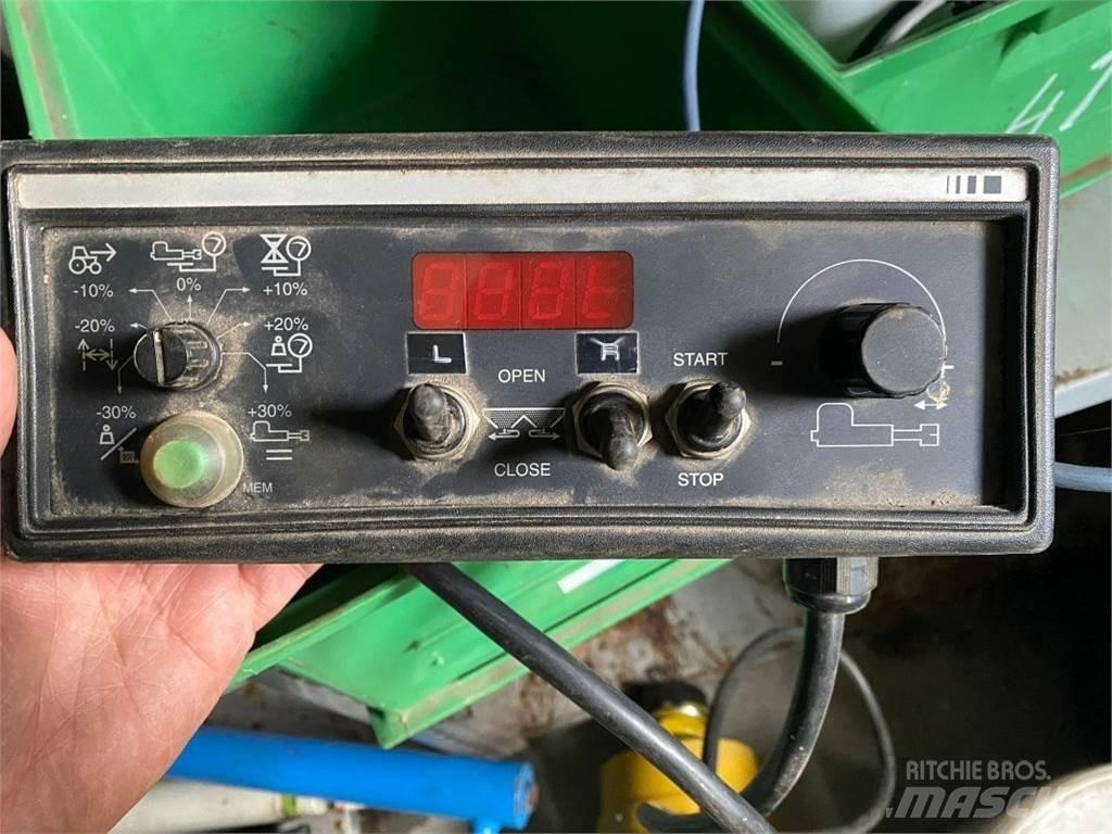 Vicon RS-XL Rozmetadlo minerálních hnojiv