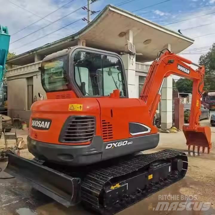 Doosan DX60-9C Mini rýpadla < 7t
