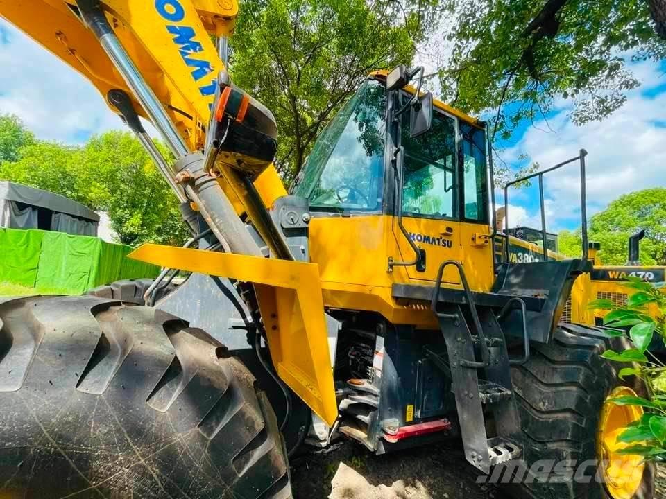 Komatsu WA380-6 Kolové nakladače