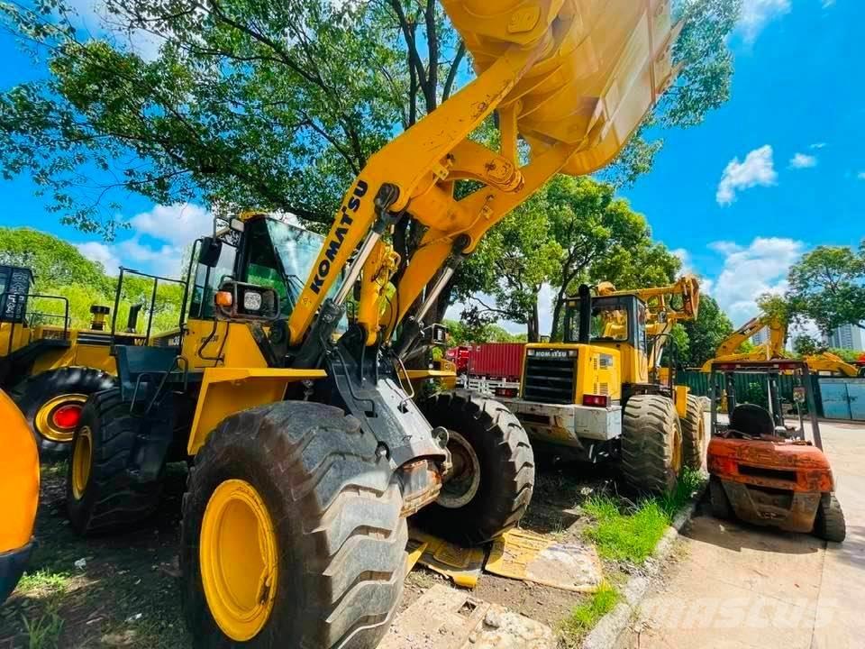 Komatsu WA380-6 Kolové nakladače