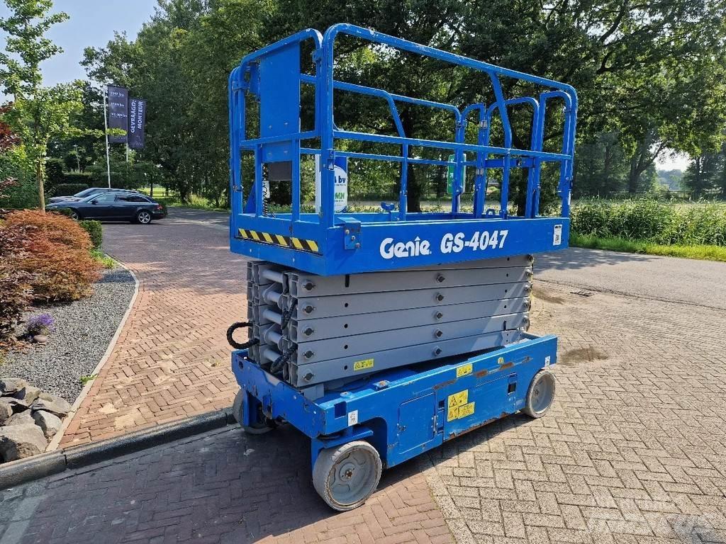 Genie GS-4047 Nůžková zvedací plošina