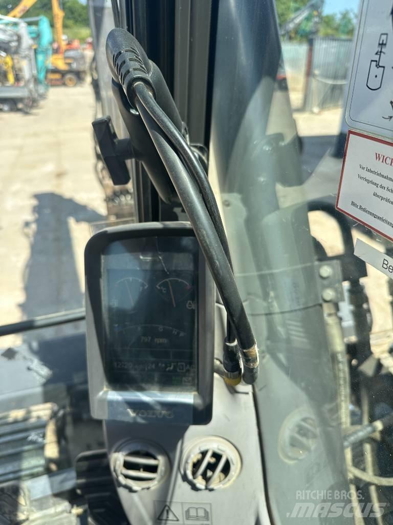 Volvo ECR 235 D Pásová rýpadla