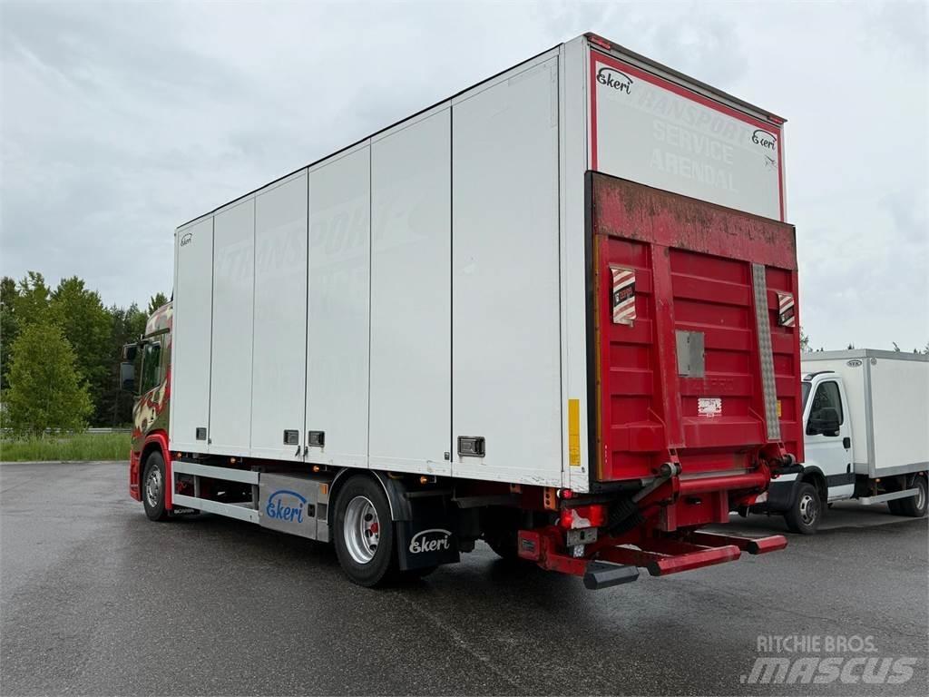 Scania P320 Skříňová nástavba