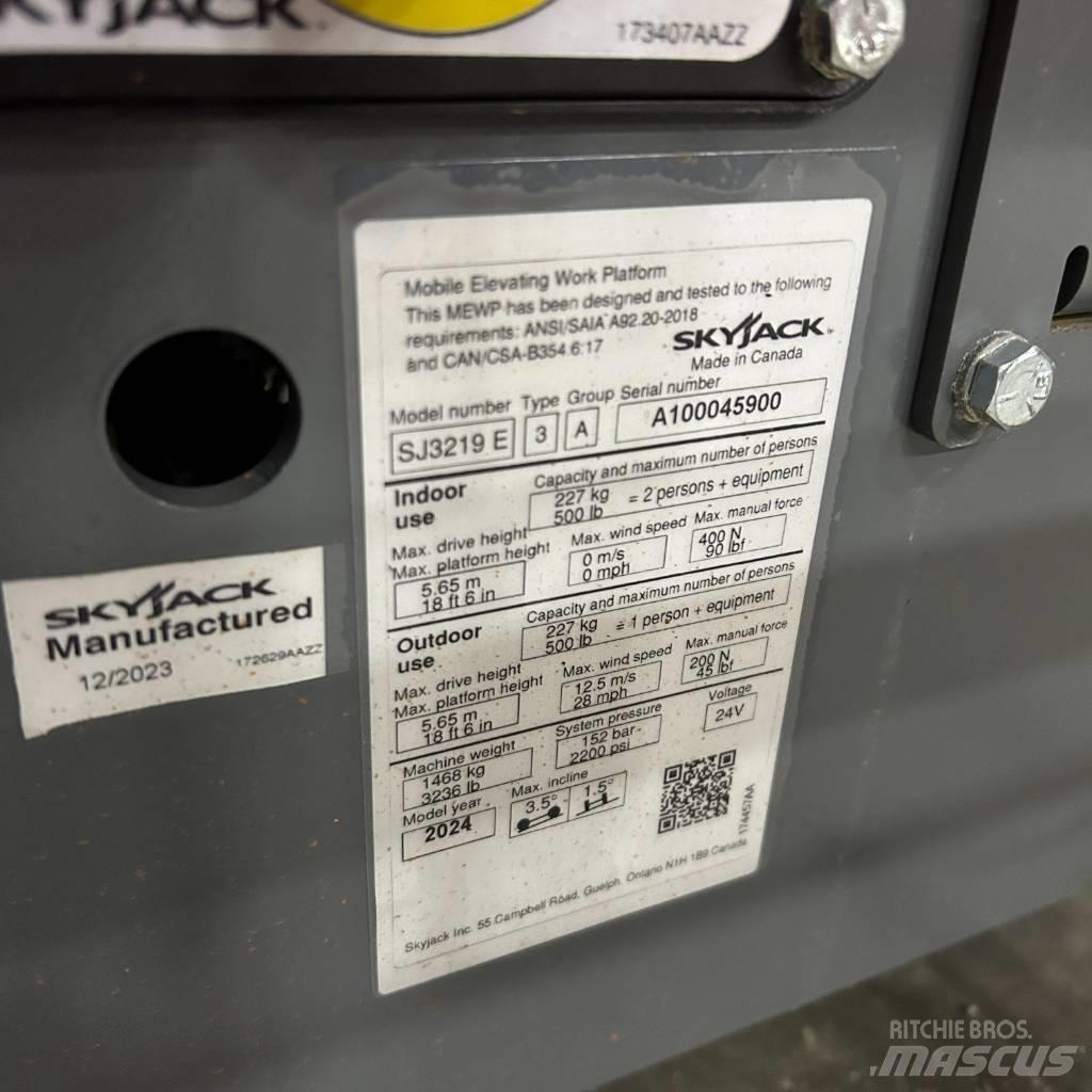 SkyJack SJ 3219 Nůžková zvedací plošina