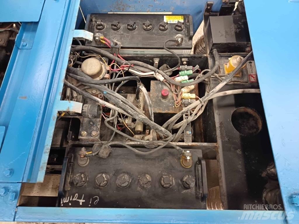 Aichi SV041 Teleskopické plošiny