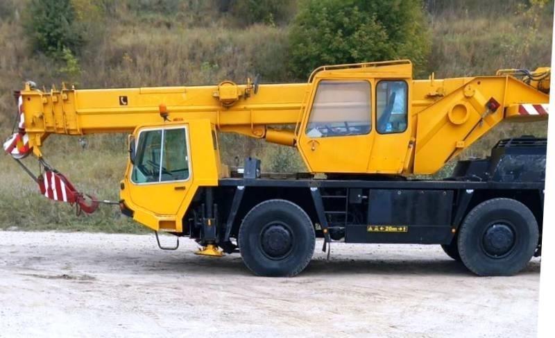 Faun RTF 30-2 Univerzální terénní jeřáby