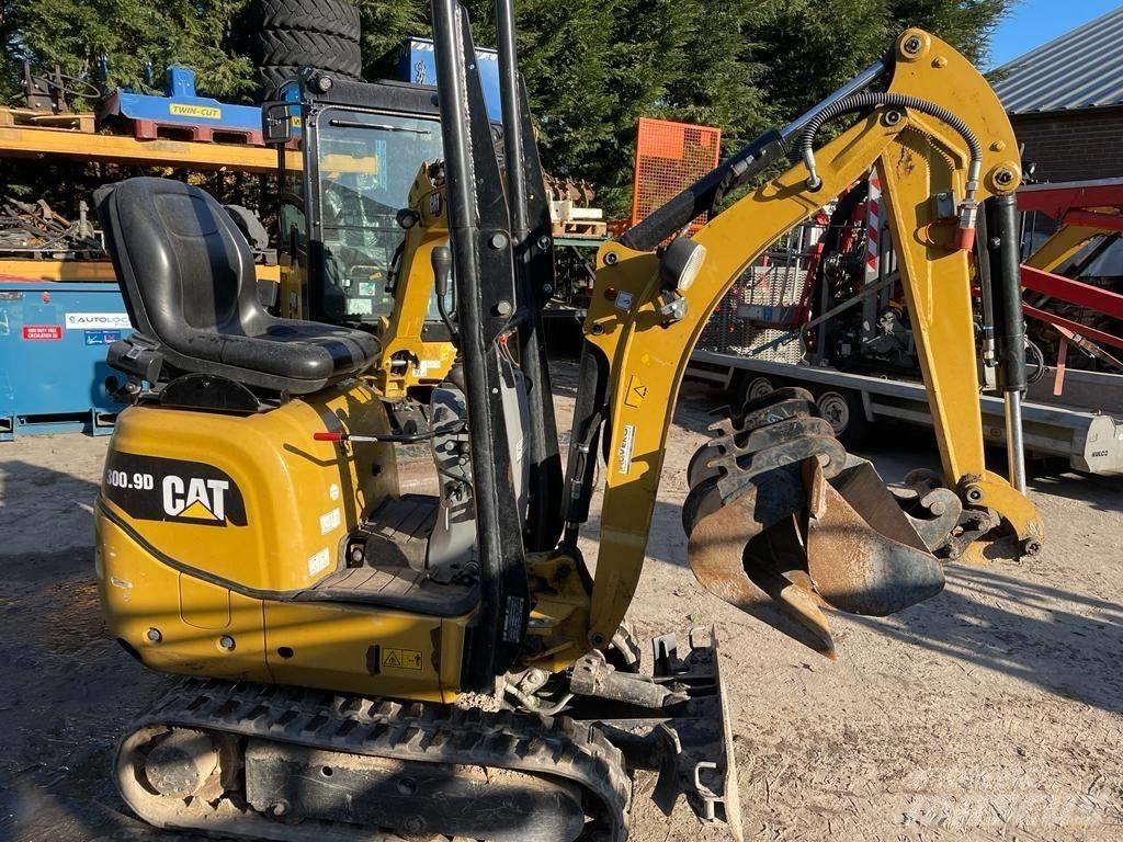 CAT 300.9 D Mini rýpadla < 7t