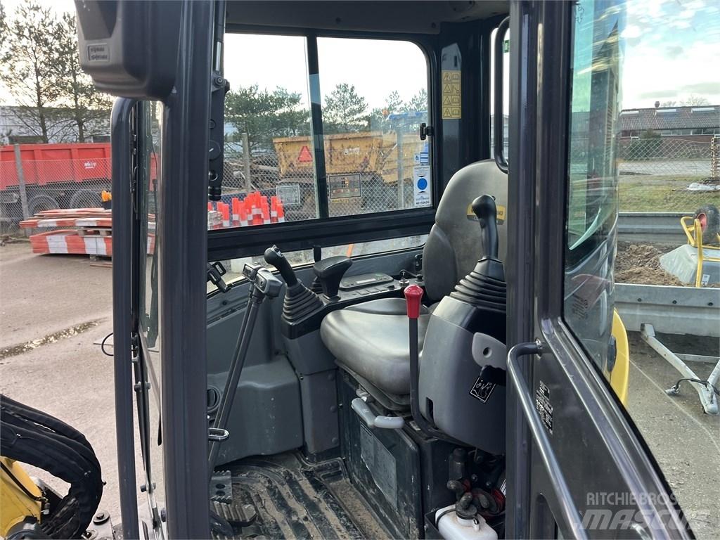 New Holland E 26 C Mini rýpadla < 7t