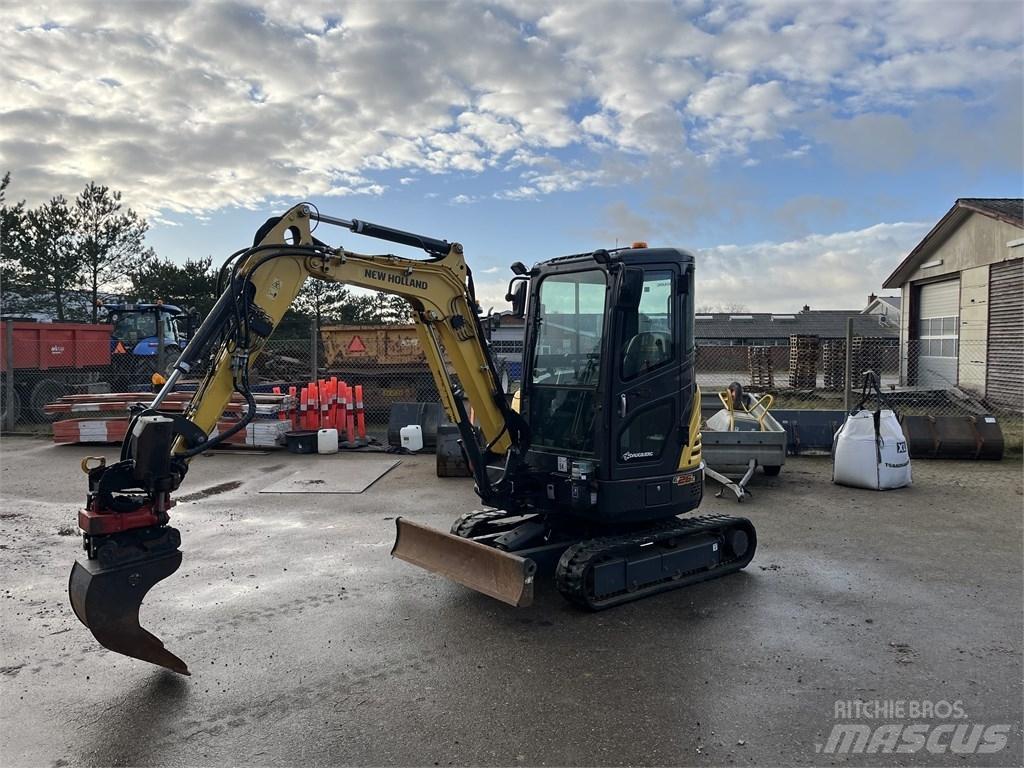 New Holland E 26 C Mini rýpadla < 7t