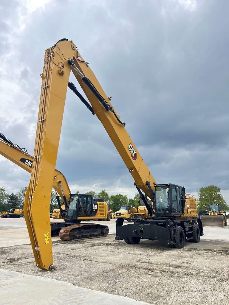 CAT MH3050 Stroje pro manipulaci s odpadem