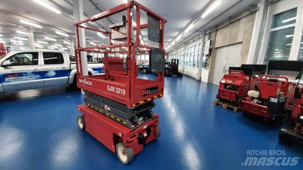 SkyJack SJIII 3219 Nůžková zvedací plošina