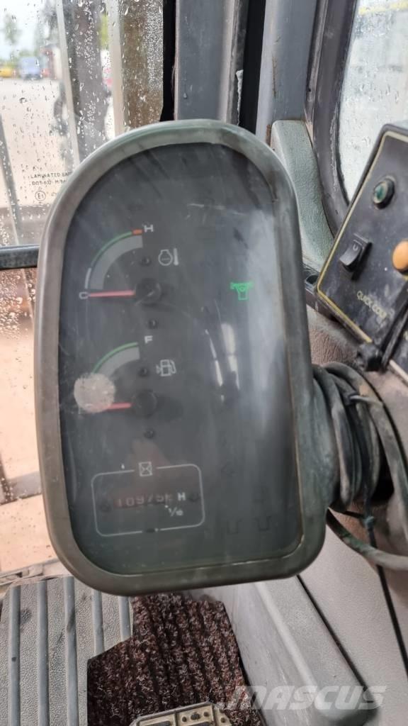 Volvo EC 210 B LC Pásová rýpadla