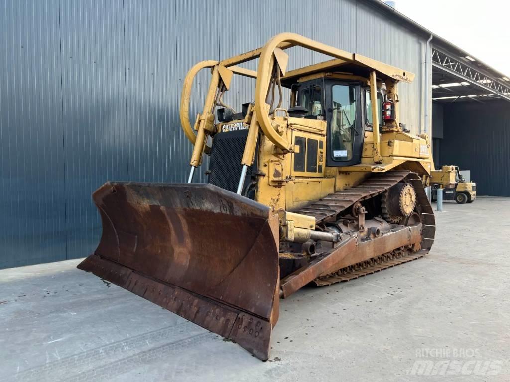 CAT D7H Pásové dozery