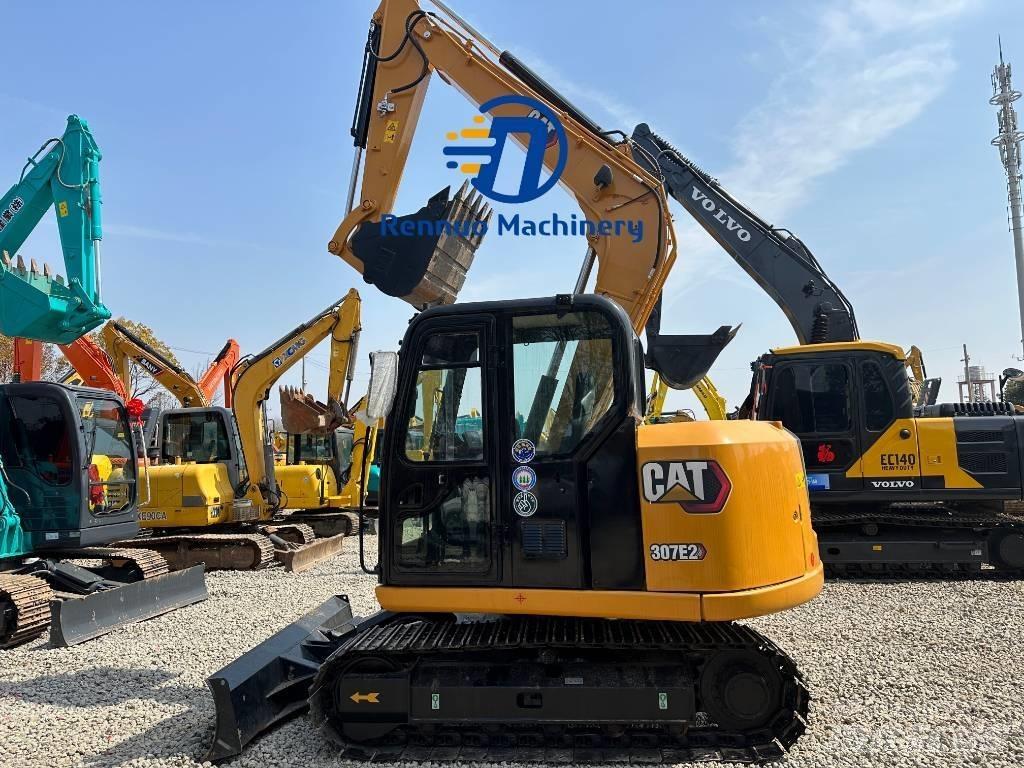 CAT 307E2 Mini rýpadla < 7t