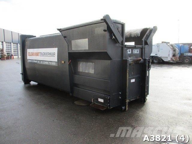  Schenk IPC-18 Obytné kontejnery