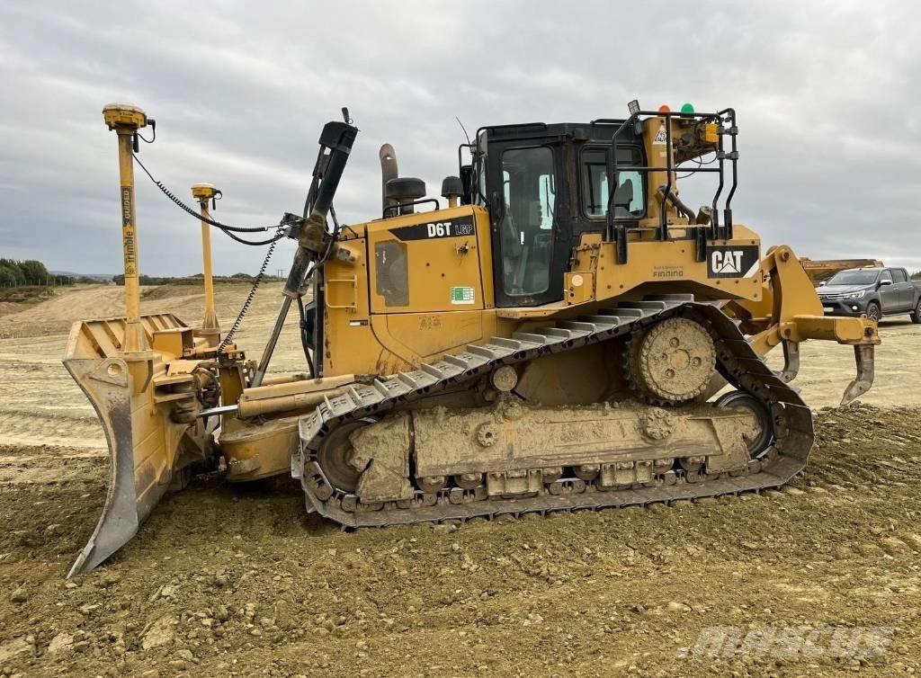 CAT D 6 T LGP Pásové dozery