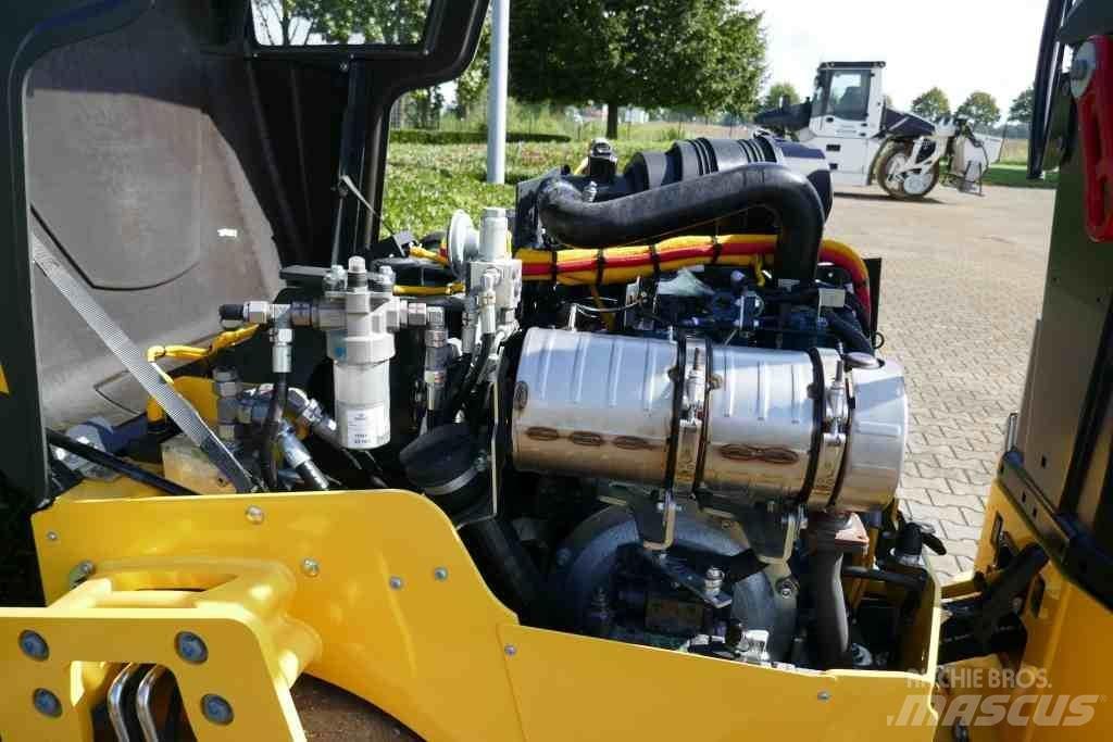 Bomag BW 120 AD-5 Malé asfaltovací stroje