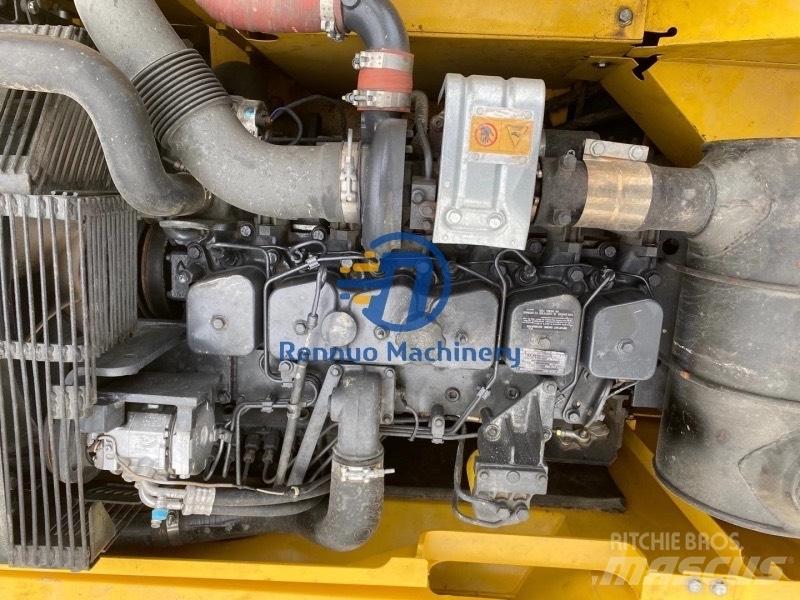 Komatsu PC200-7 Pásová rýpadla