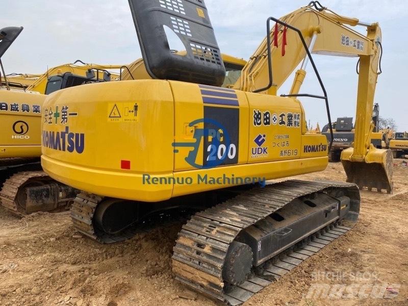 Komatsu PC200-7 Pásová rýpadla