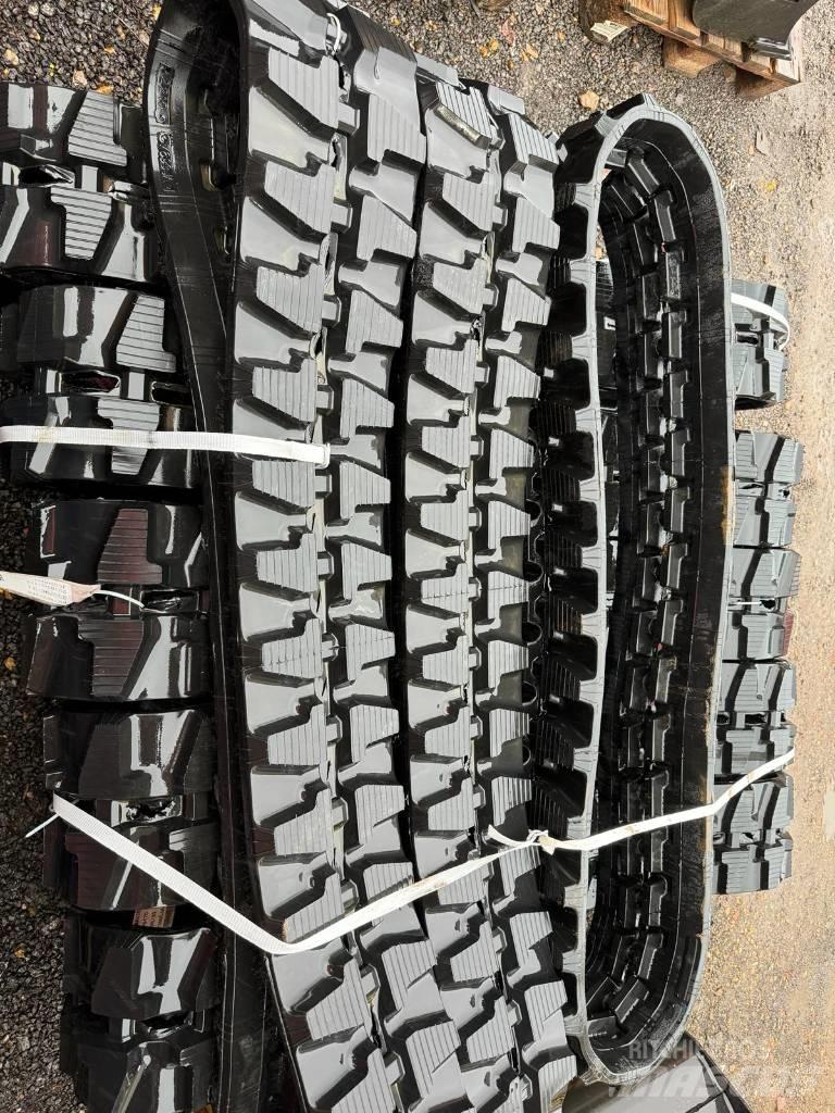 JCB RUBBER TRACKS Pásy, řetězy a podvozek