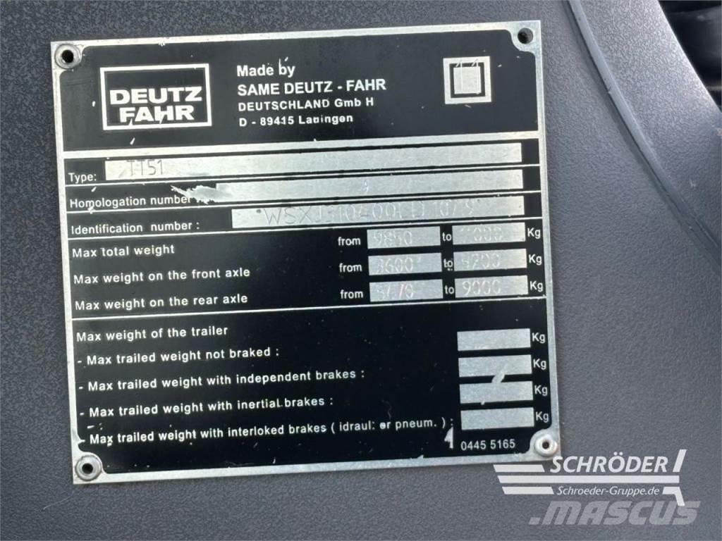 Deutz-Fahr M 650 Traktory