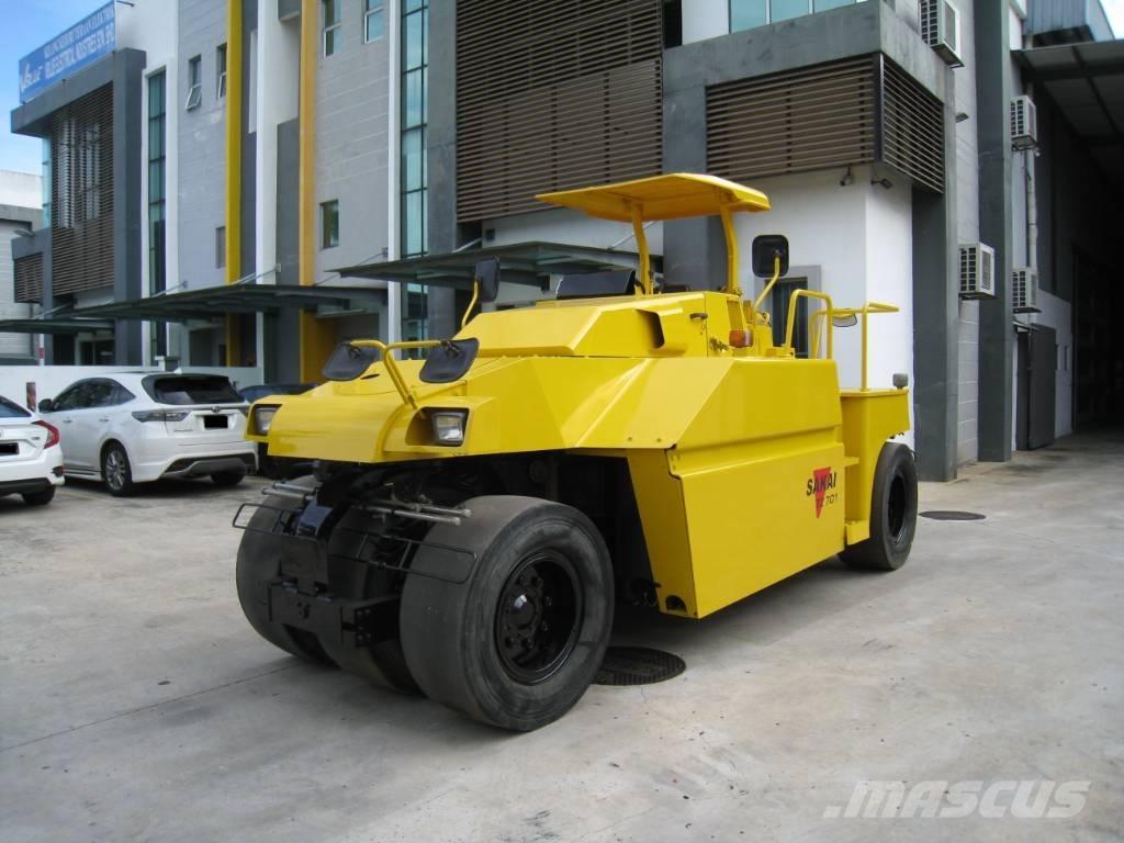 Sakai TZ 701 Pneumatikové válce