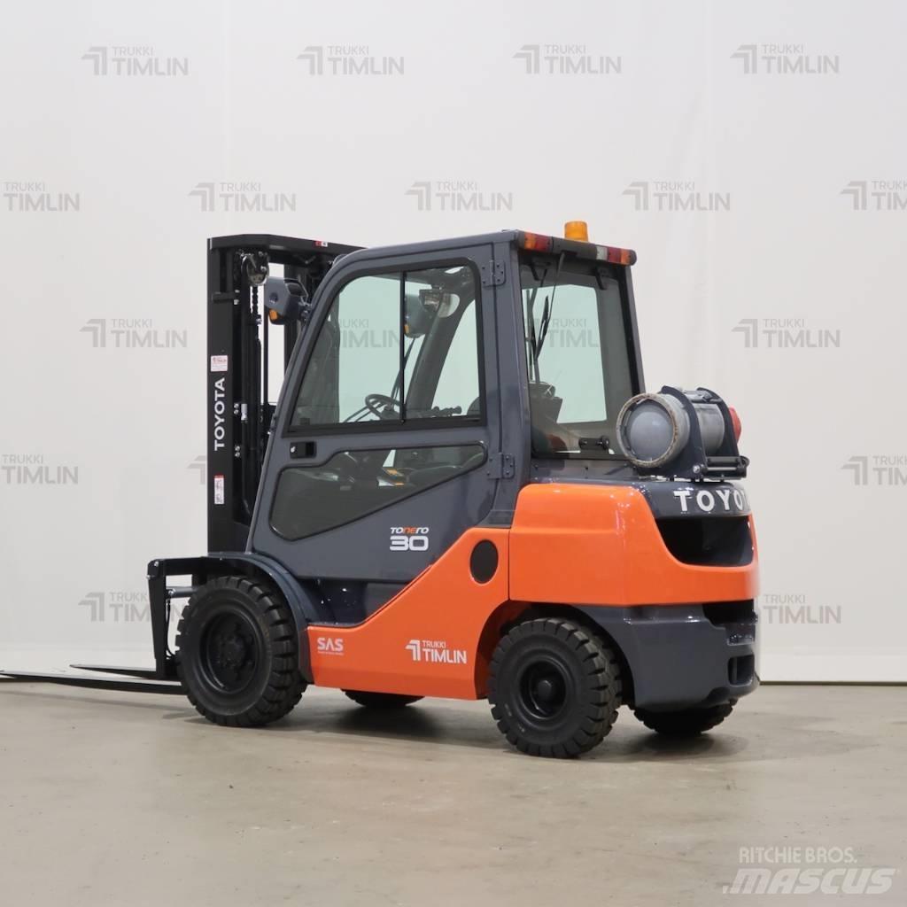 Toyota 02-8FGF30 LPG vozíky