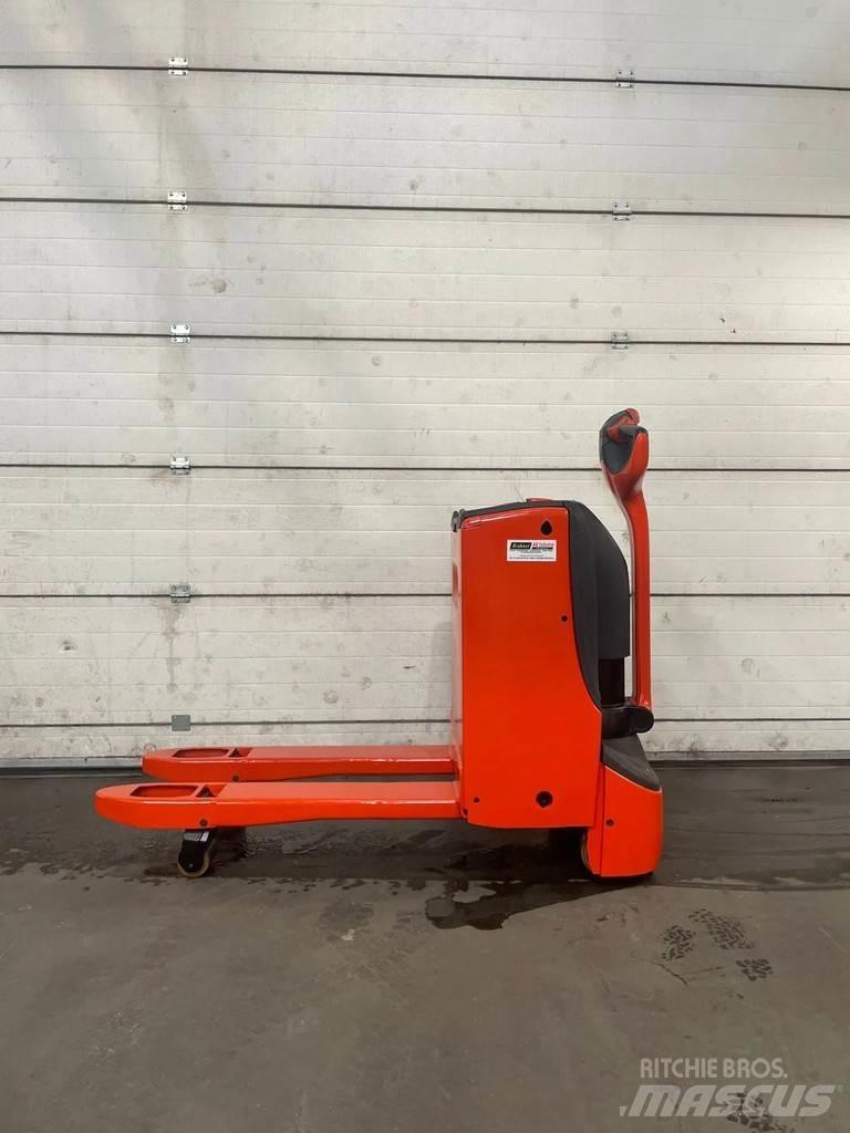 Linde T18 Nízkozdvižný vozík