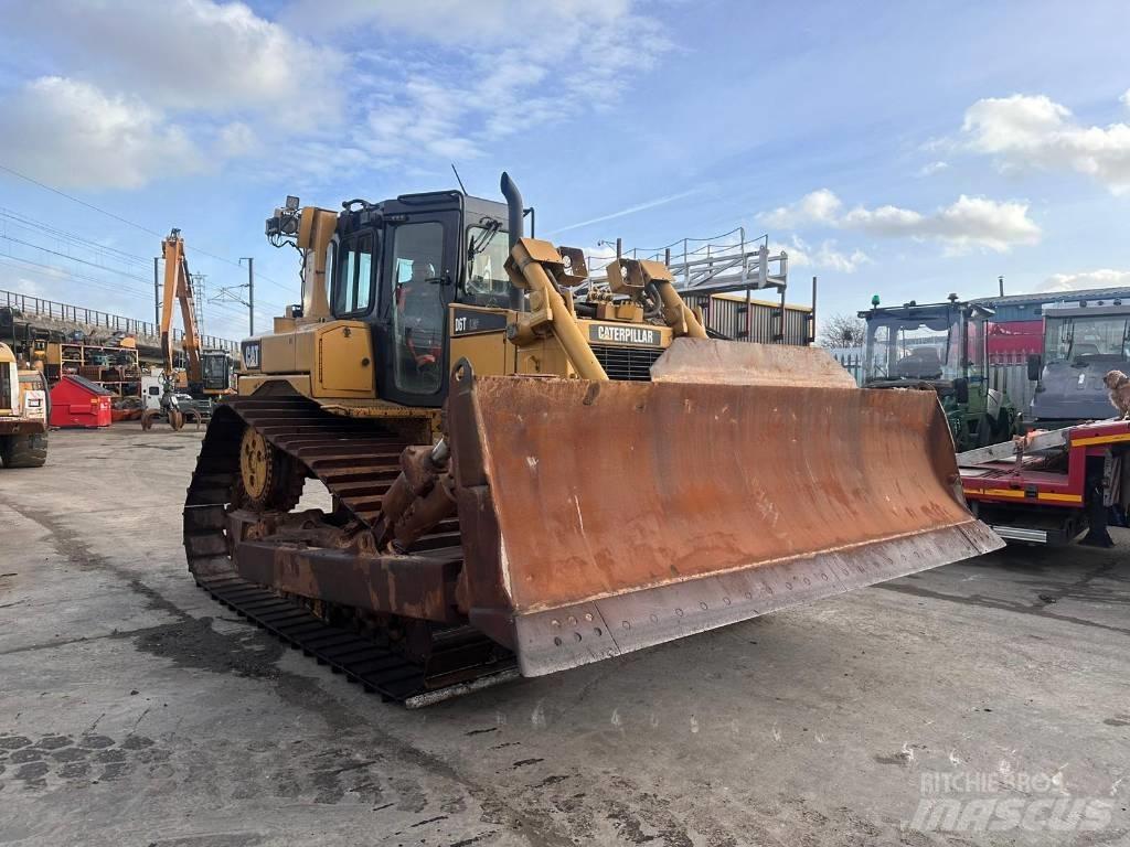 CAT D6T Pásové dozery